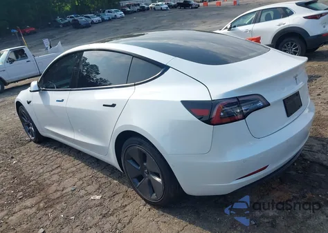 2021 Tesla Model 3 Standard Range Plus Rear-Wheel Drive z USA, uszkodzony, nr VIN 5YJ3E1EA7MF059222